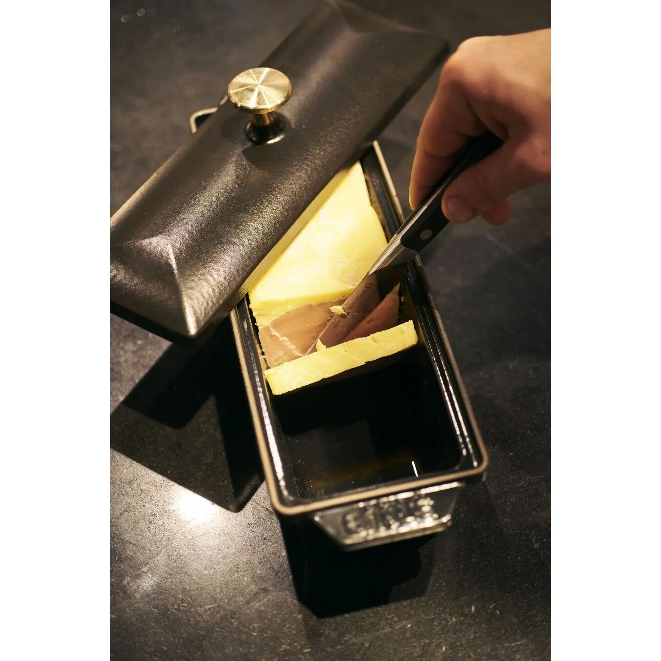 Staub Terrine 30 X 11 Cm, Gusseisen 4 Staub Terrine 30 X 11 Cm, Gusseisen – Bild 4