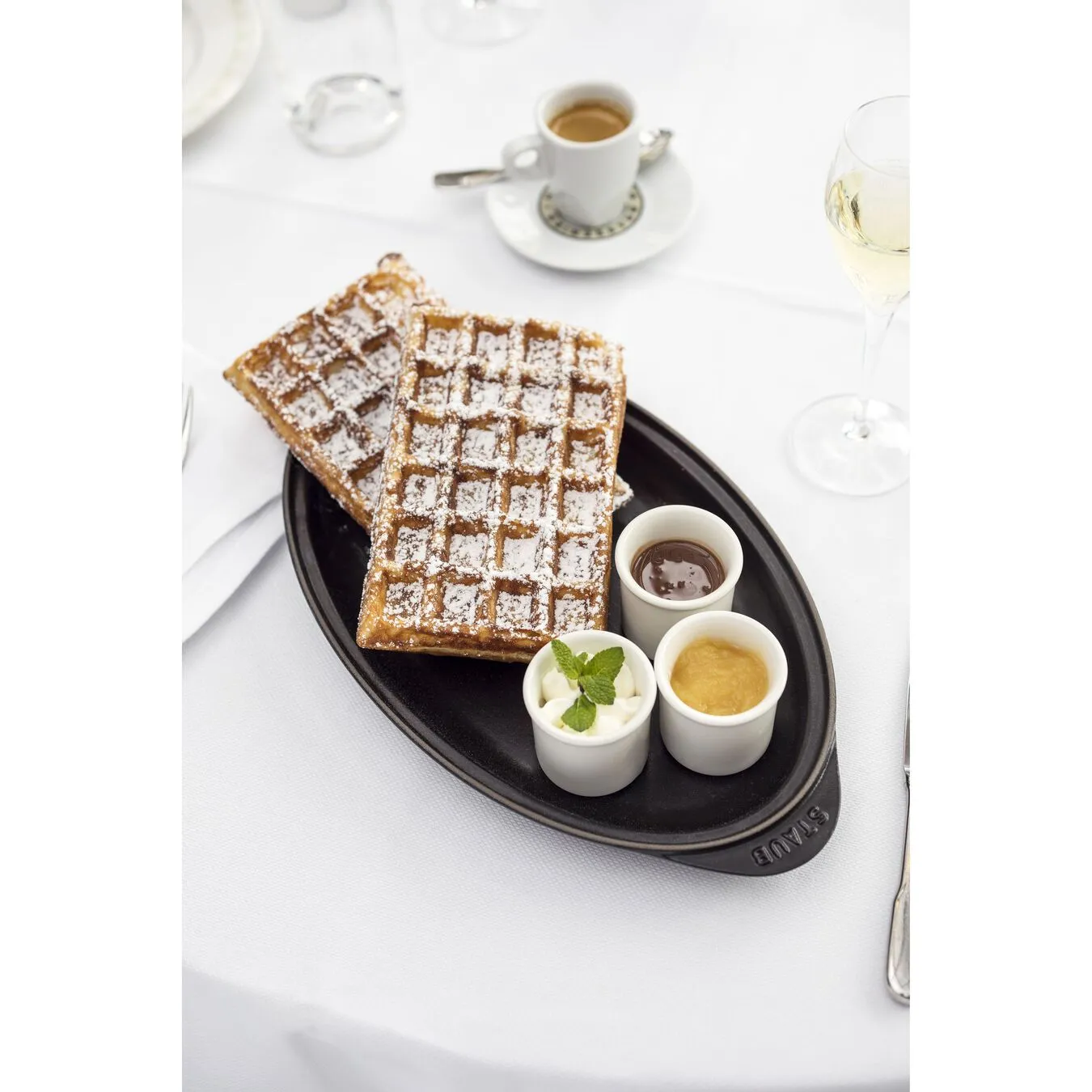 Staub Ofenform Mit Deckel 31 Cm, Gusseisen 4 Staub Ofenform Mit Deckel 31 Cm, Gusseisen – Bild 4