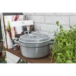 Staub Cocotte 18 Cm, Rund, Graphit-Grau, Gusseisen 11 Staub Cocotte 18 Cm, Rund, Graphit-Grau, Gusseisen -Messer Verkaufsgeschäft 750032230