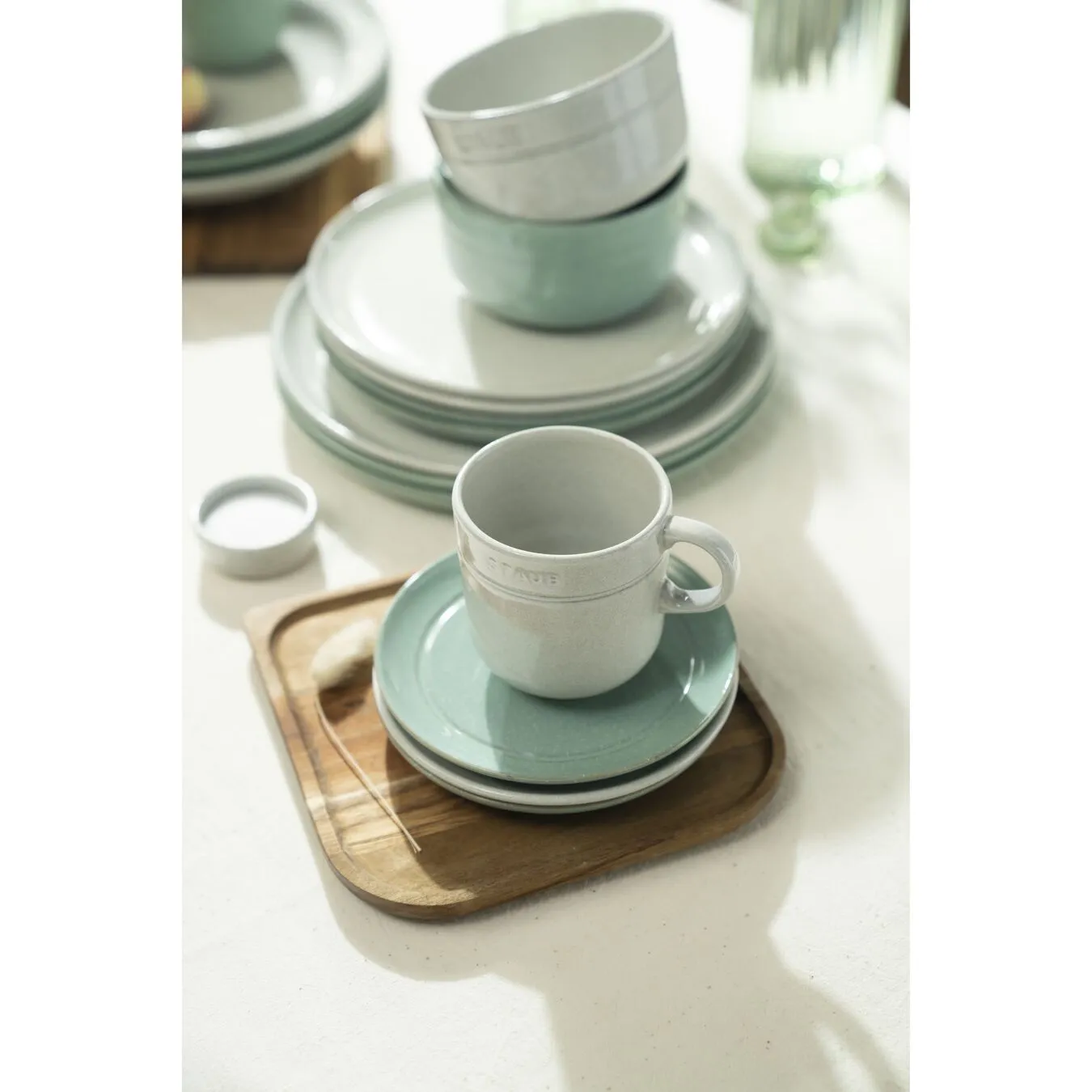 Staub Teller Flach 15 Cm, Keramik, Salbeigrün 4 Staub Teller Flach 15 Cm, Keramik, Salbeigrün – Bild 4